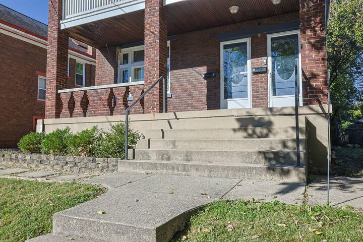 Property Photo: 1125 Seton Avenue OH 45205