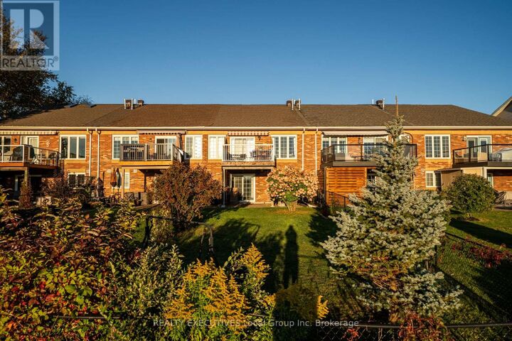 Property Photo: 87 Fairway Drive ON P0H 1H0