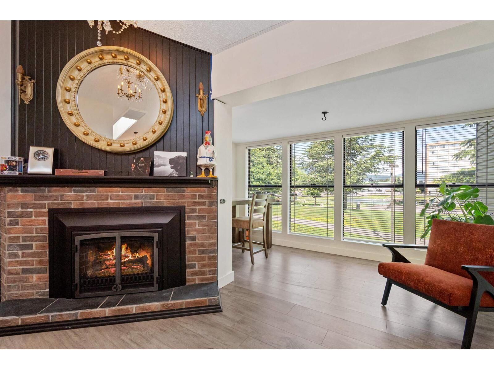 Property Photo:  45915 Cheam Avenue 10  BC V2P 1N7 