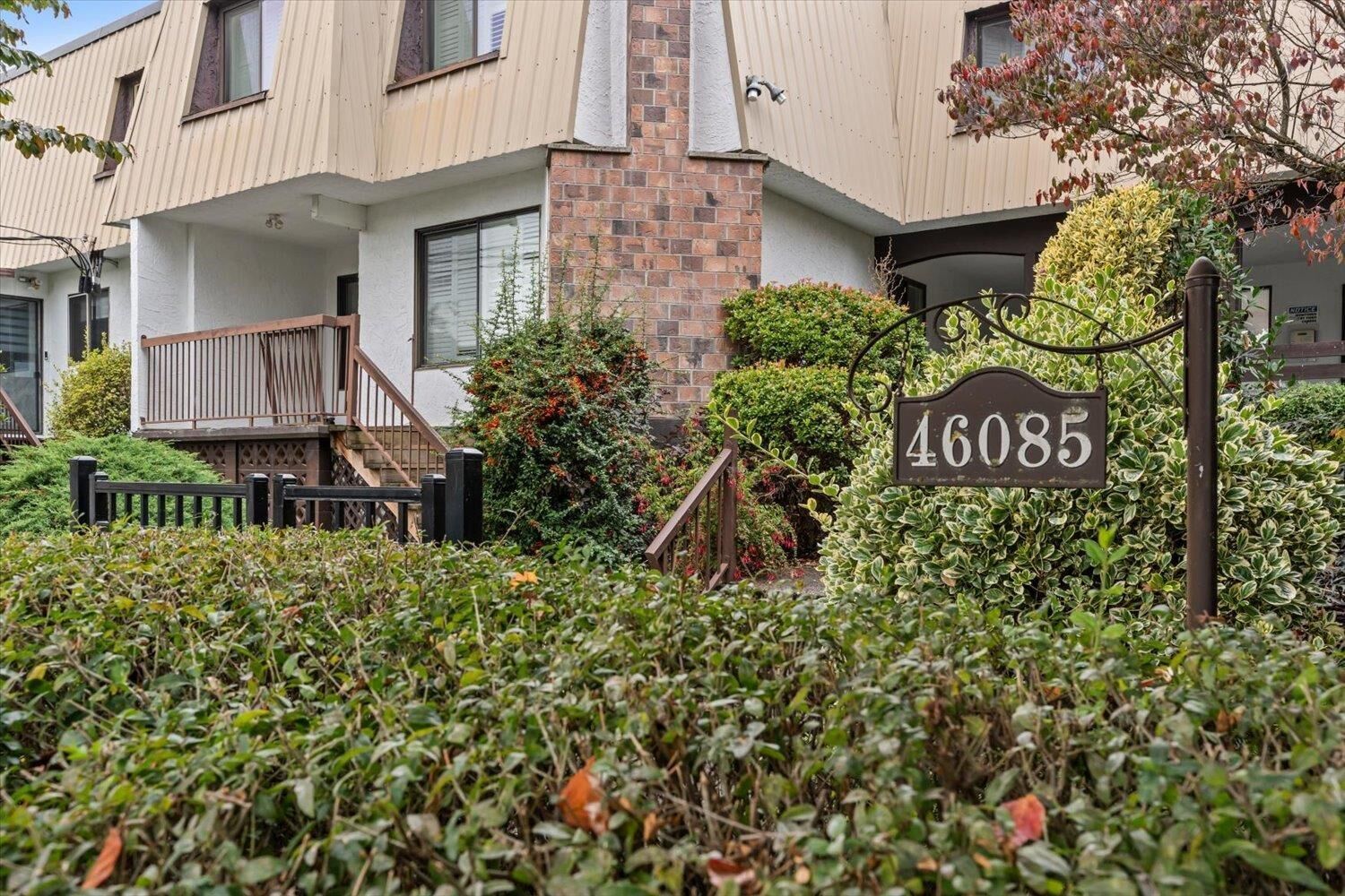 Property Photo:  46085 Gore Avenue 1  BC V2P 1Z5 