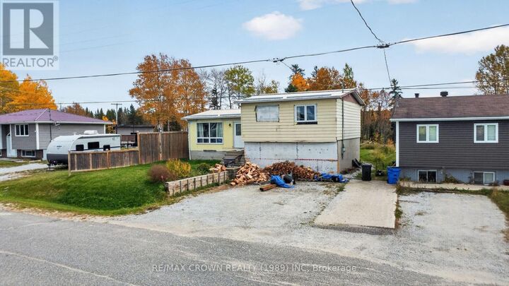 Property Photo:  24 Cedar Avenue  ON P0M 1Z0 