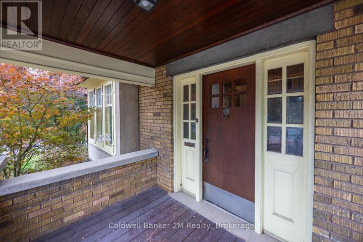 Property Photo:  408 Simcoe Street North  ON L1G 4T6 