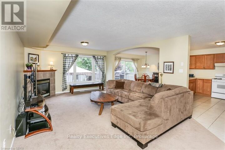 Property Photo:  59 Marsh Crescent Main  ON N1L 1L4 