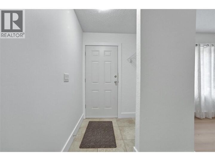 Property Photo:  3800 40 Avenue 40  BC V1T 6S3 
