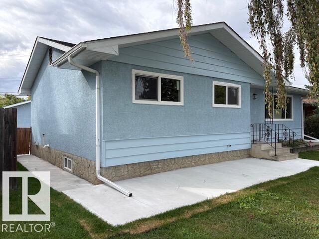 Property Photo:  13812 63 Street NW  AB T5A 1R3 