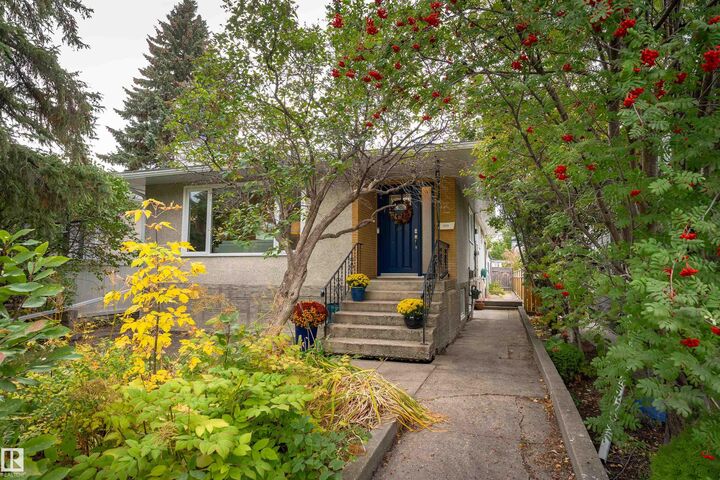 Property Photo:  10320 76 Street NW  AB T6A 3A7 