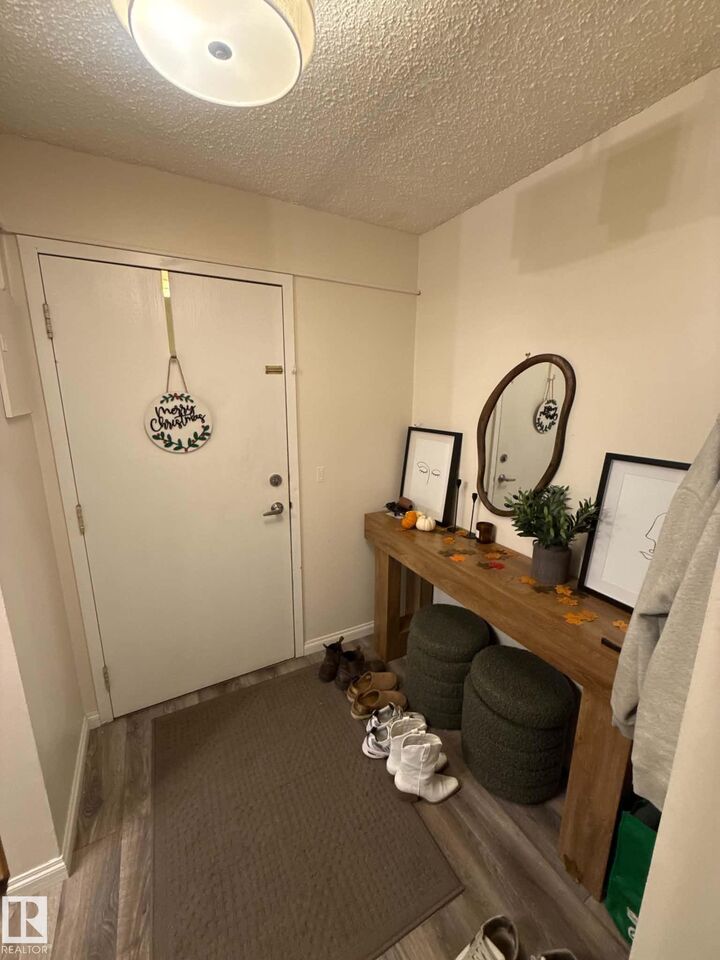 Property Photo:  51 Brown Street 302  AB T7Z 1P3 