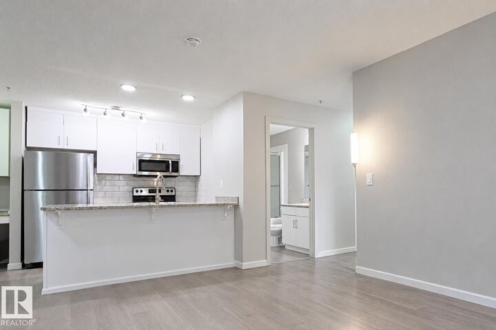 Property Photo:  5515 7 Avenue SW 127  AB T6X 2A8 