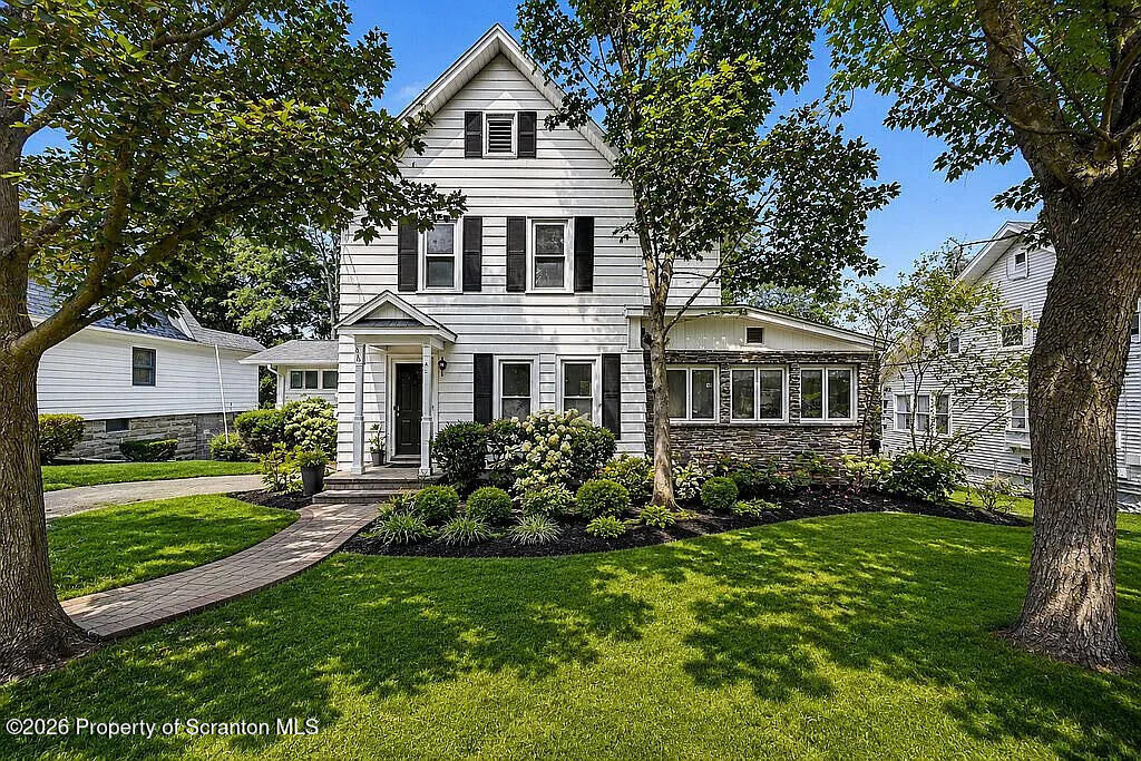 Property Photo:  516 W Grove Street  PA 18411 