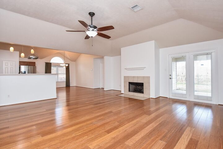 Property Photo:  6730 Albion Cresent Drive  TX 77449 