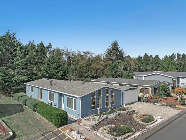 Property Photo:  3417 NE Avery Street  OR 97365 