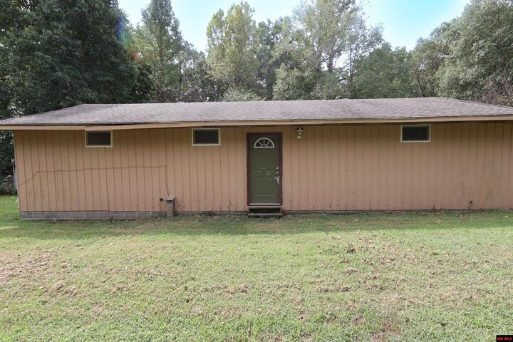 Property Photo:  301 Collins Road  AR 72455 