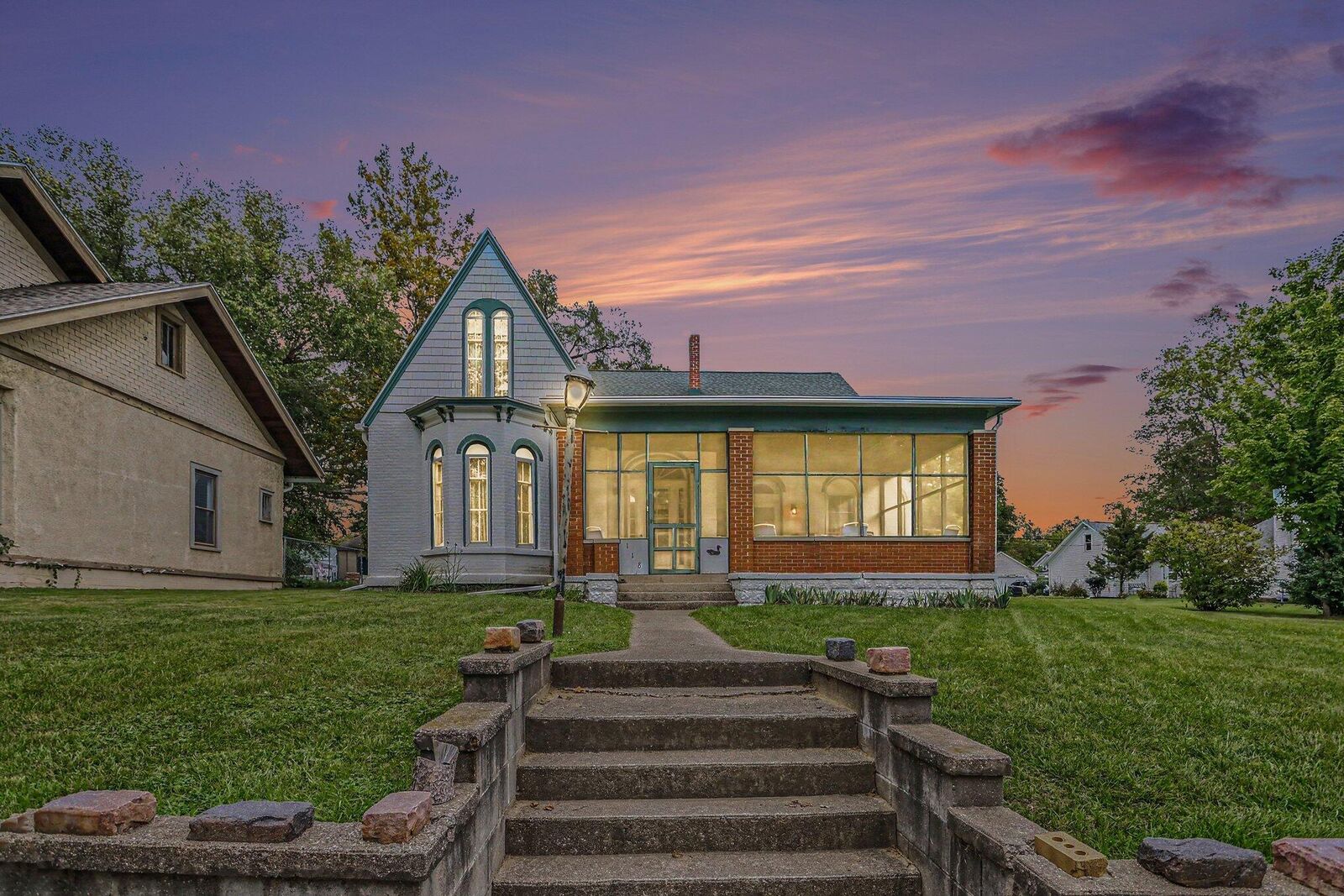 Property Photo:  118 W Front Street  MI 49107 