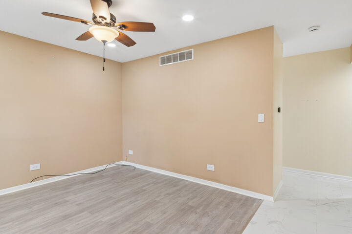 Property Photo:  3062 Kingston Court  IL 60107 