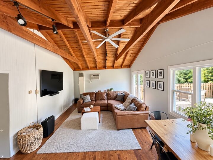 Property Photo: 1235 Ferndale Avenue IL 60035