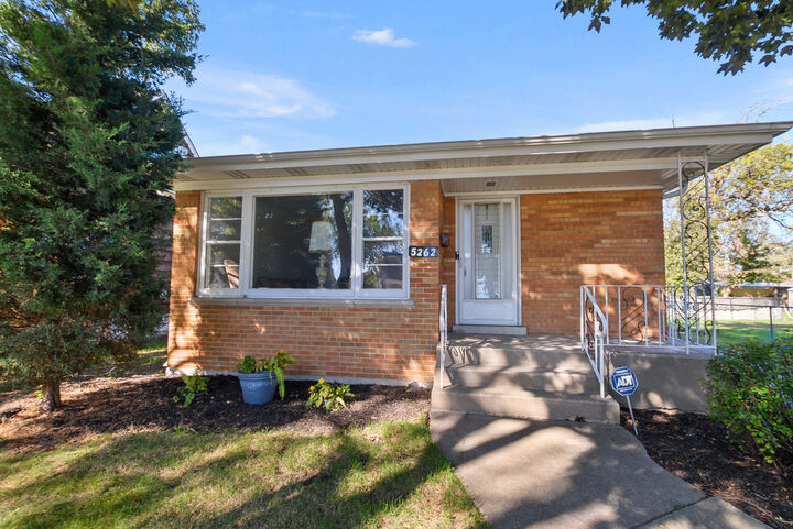 Property Photo: 5262 Alexander Place IL 60453
