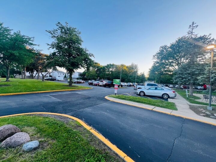 Property Photo: 1750 N Marywood Avenue 314 IL 60505