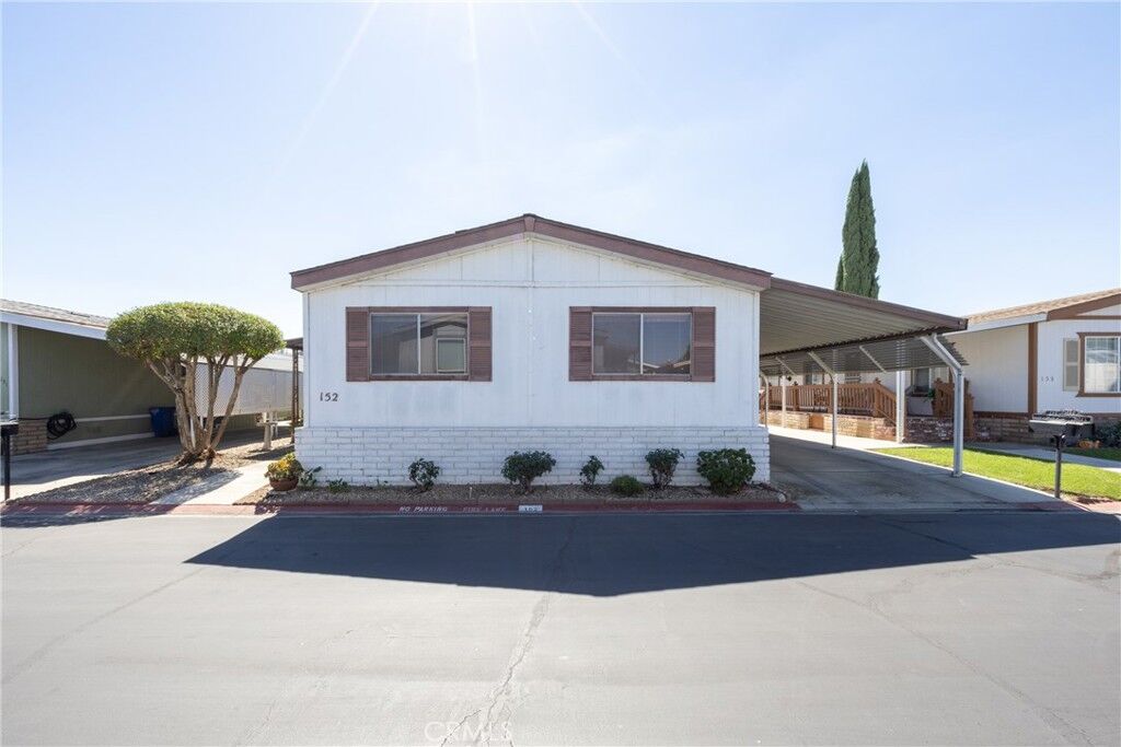 Property Photo:  1456 E Philadelphia Street 152  CA 91761 