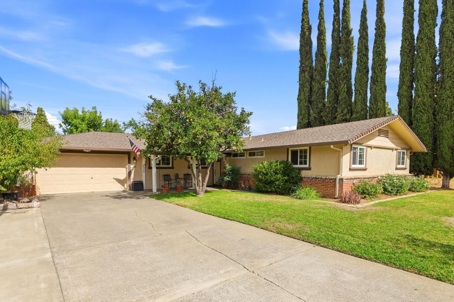Property Photo: 4329 Cottage Way CA 95864