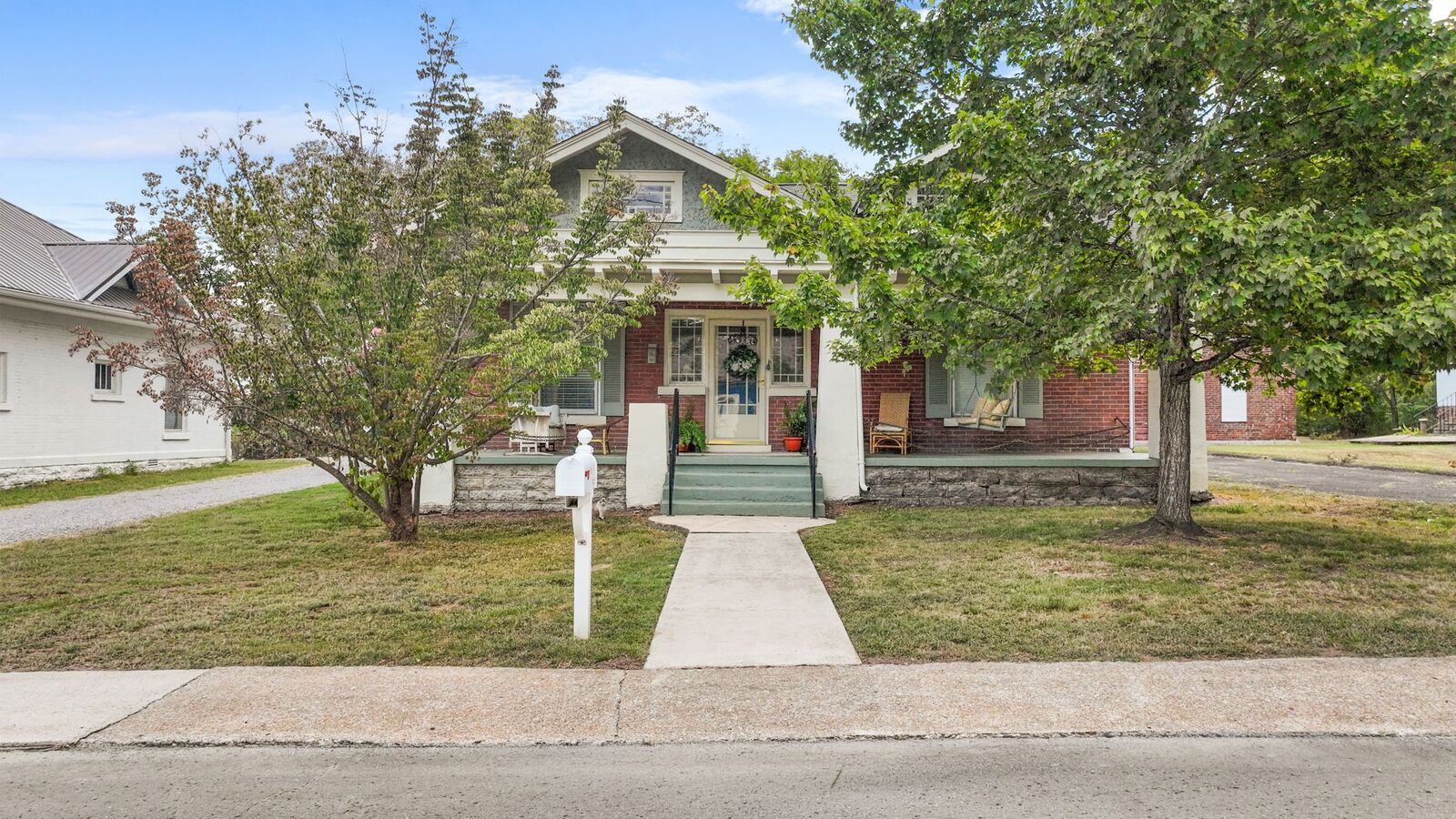 Property Photo:  616 N Jefferson St  TN 37160 