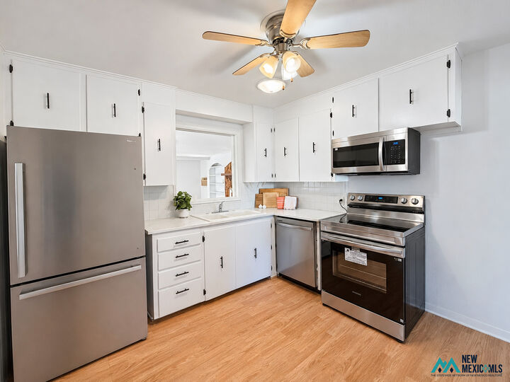 Property Photo:  1103 W Sears Ave  NM 88210 