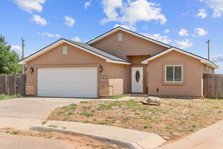 Property Photo:  3017 Fred Daugherty Dr  NM 88101 
