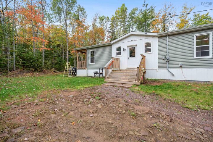 Property Photo:  266 Hastings Road  NS B4H 3Y1 