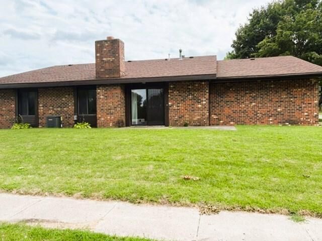 Property Photo:  3009 1st Avenue NW  MN 56201 