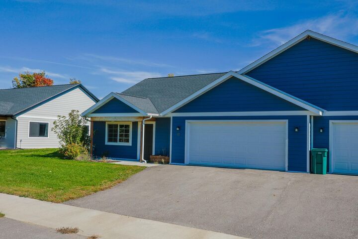 Property Photo:  6809 Hamilton Park NW 10  MN 56601 