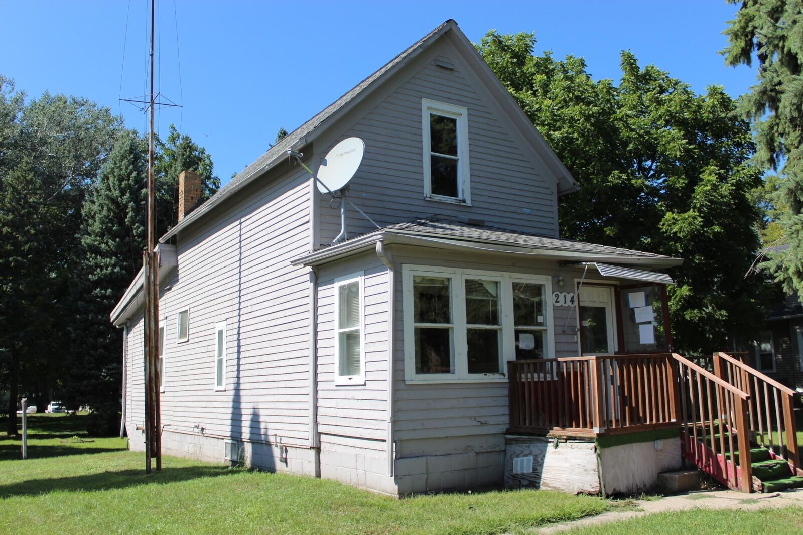 Property Photo: 214 2nd Street NW MN 56279