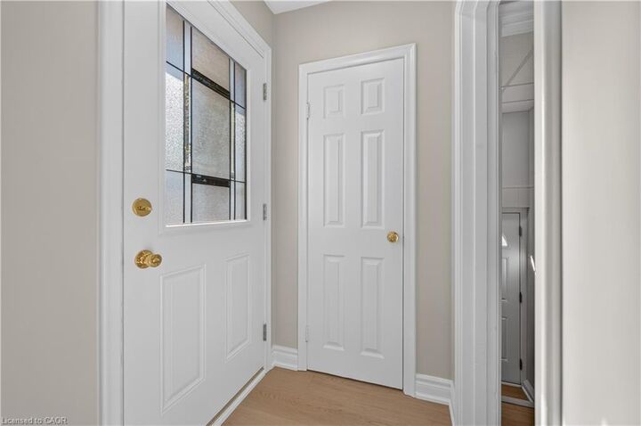 Property Photo: 16 Nottingham Avenue ON L8T 3N5