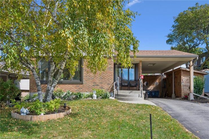Property Photo:  172 Laurentian Drive  ON N2E 1Y3 