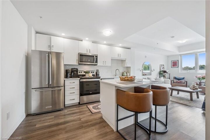 Property Photo:  108 Garment Street 213  ON N2G 0E2 