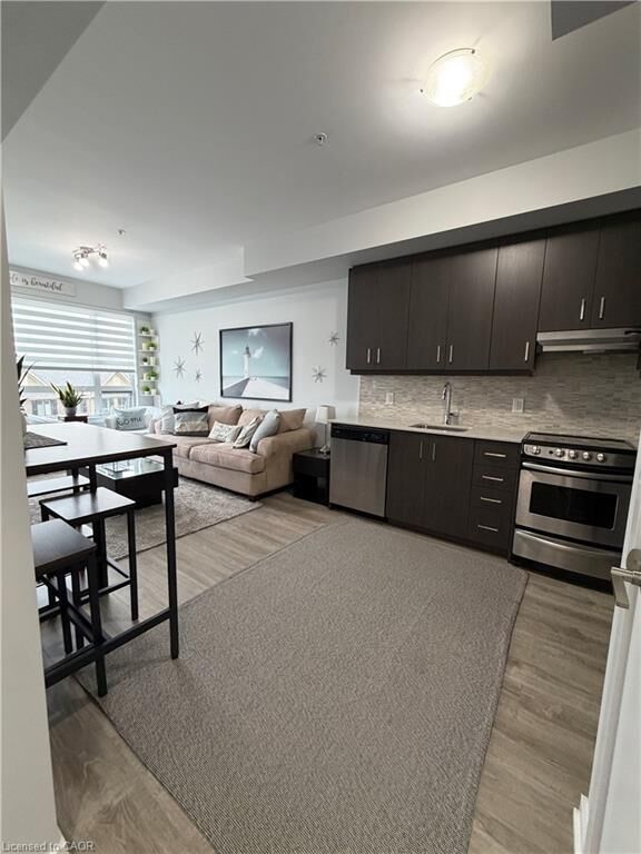 Property Photo:  10 Esplanade Lane 409  ON L3M 0H1 