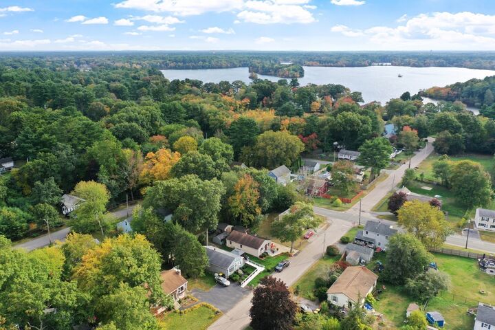 Property Photo: 7 N Lakeview Rd MA 02766
