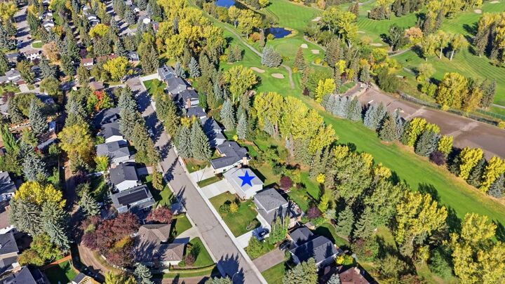 Property Photo:  751 Willamette Drive SE  AB T2J 2A3 