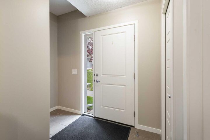 Property Photo:  206 Nolanlake Villas NW  AB T3R 0Z7 