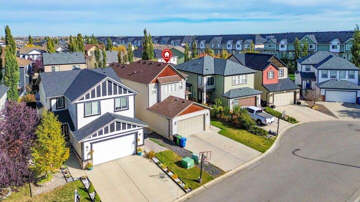 Property Photo:  62 Copperleaf Terrace SE  AB T2Z 0H9 