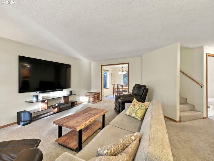 Property Photo: 3608 N Ivy Dr OR 97132