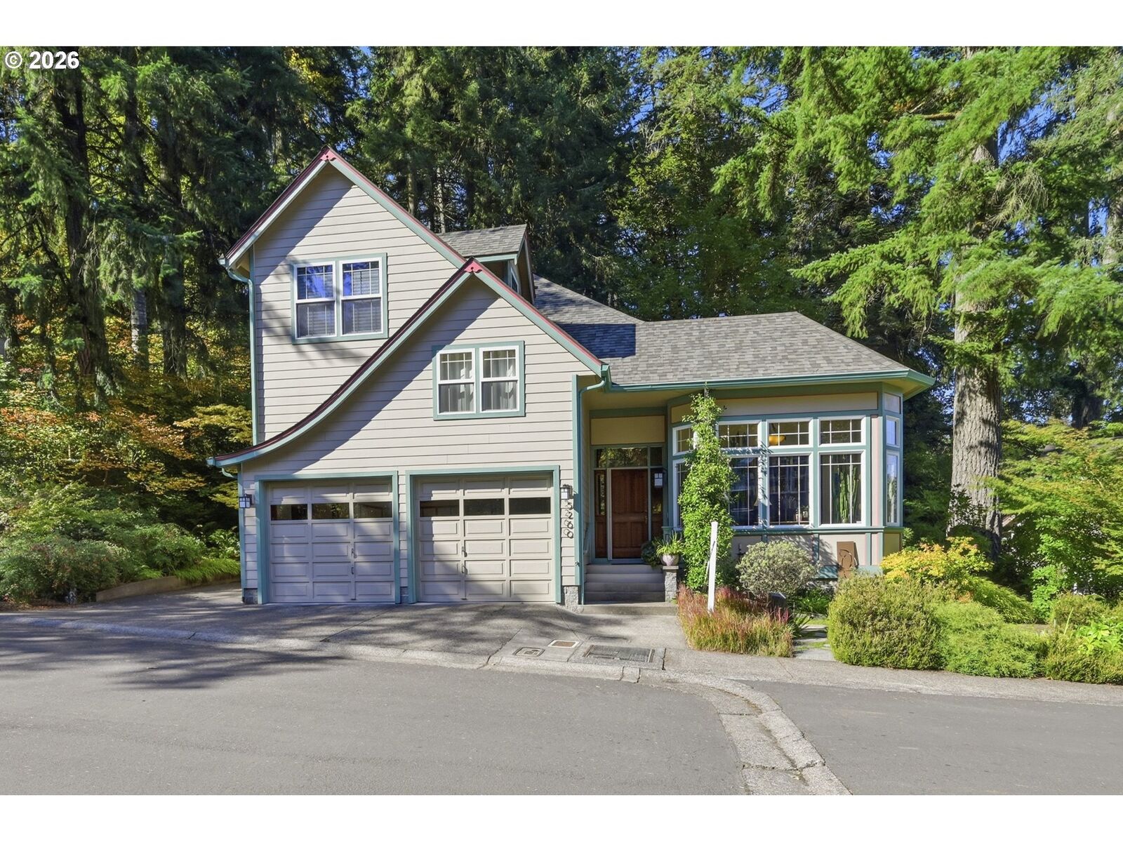Property Photo:  5260 Overbrook Ln  OR 97405 