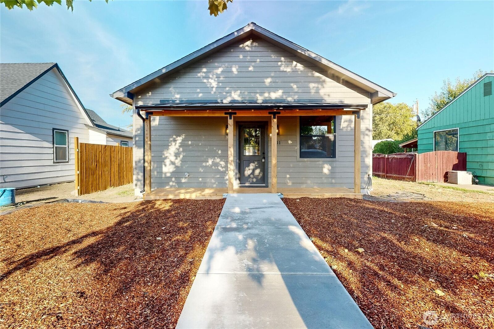 Property Photo:  1211  Chestnut Street  OR 97862 