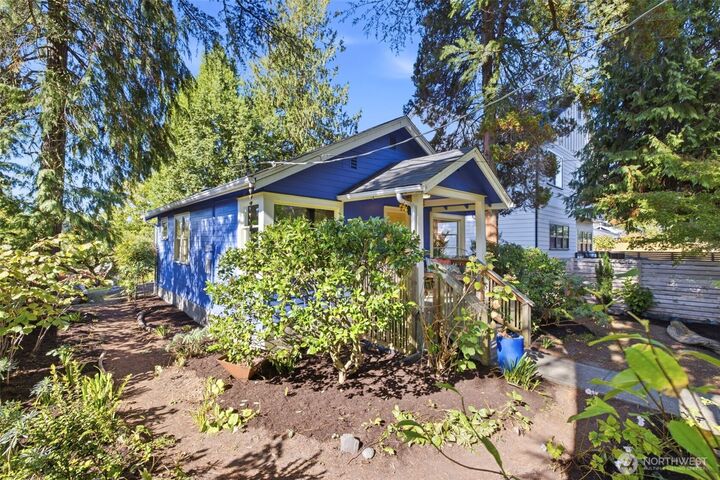 Property Photo:  9051  2nd Avenue NW  WA 98117 