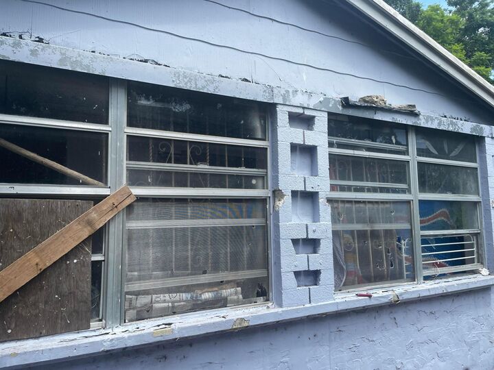 Property Photo:  2470 NW 87th Street  FL 33147 