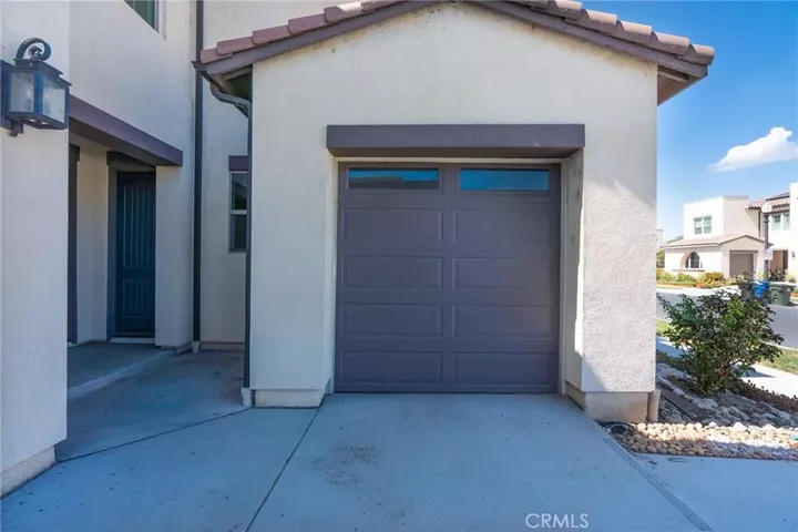 Property Photo:  2532 E Scarett  CA 91762 