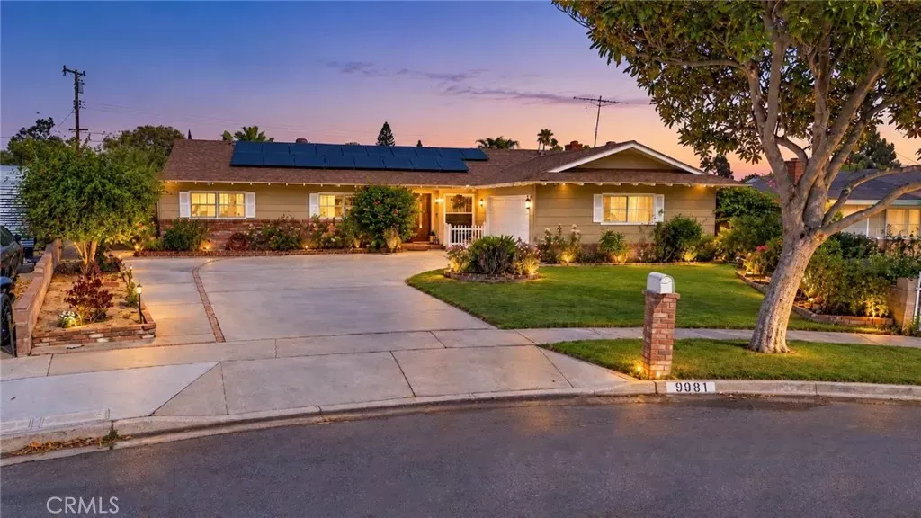 Property Photo:  9081 Tangelo Avenue  CA 92335 