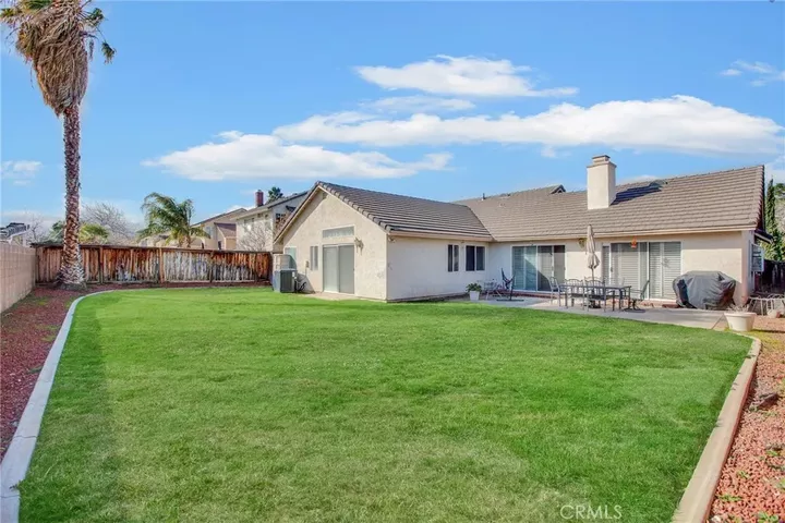 Property Photo:  39458 Chantilly Lane  CA 93551 