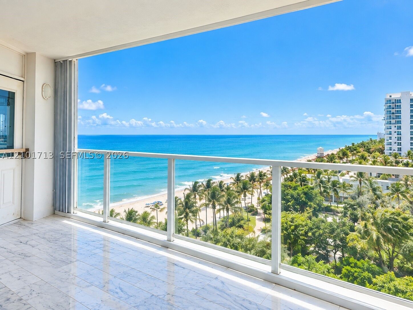 Property Photo: 2751 S Ocean Dr 806S FL 33019