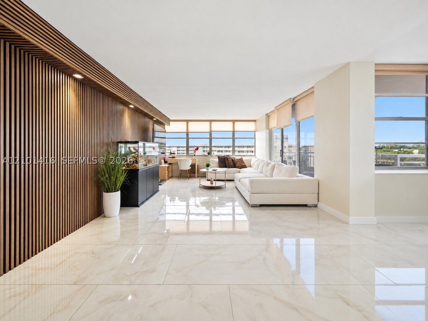 Property Photo:  18011 Biscayne Blvd 505  FL 33160 