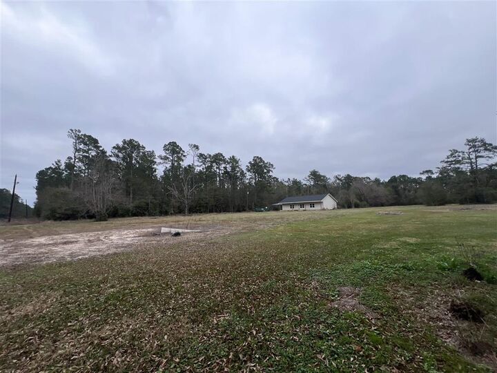 Property Photo:  3260 Gill Drive  LA 70663-0500 