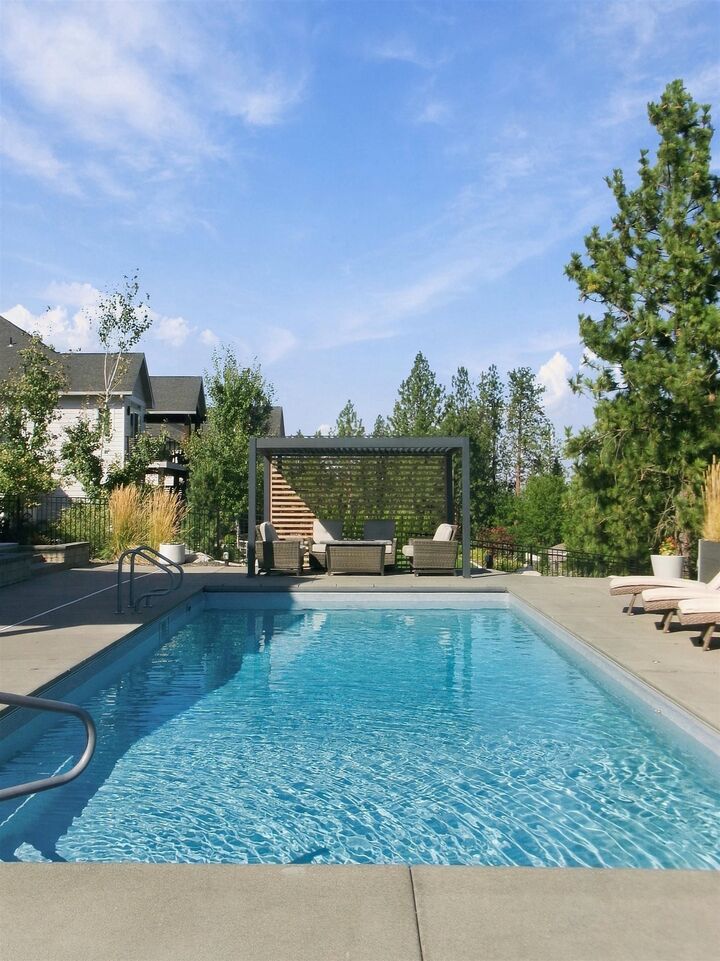 Property Photo:  2518 S Man O War Ln  WA 99037 